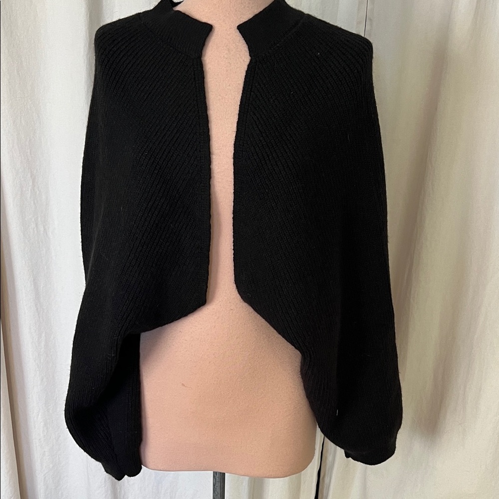 One size batwing shrug black knitted